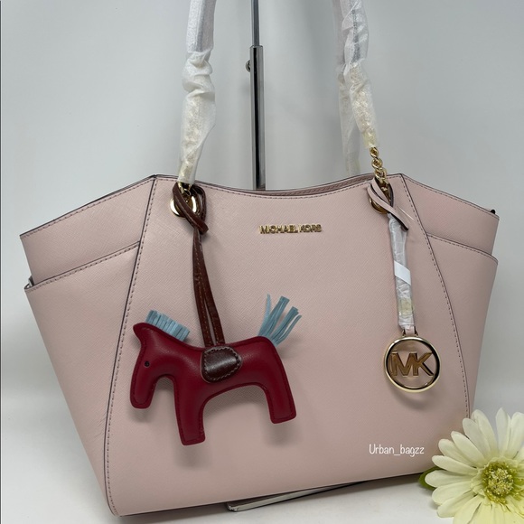 Michael Kors Handbags - Michael Kors JST Large Chain Shoulder Tote
